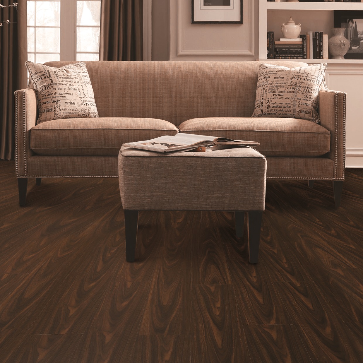 FF-702 American Walnut